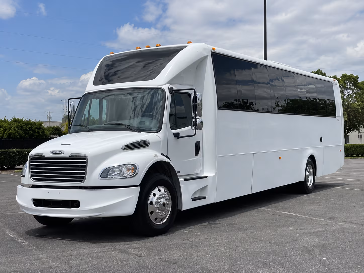 auburn bellingham charter buses