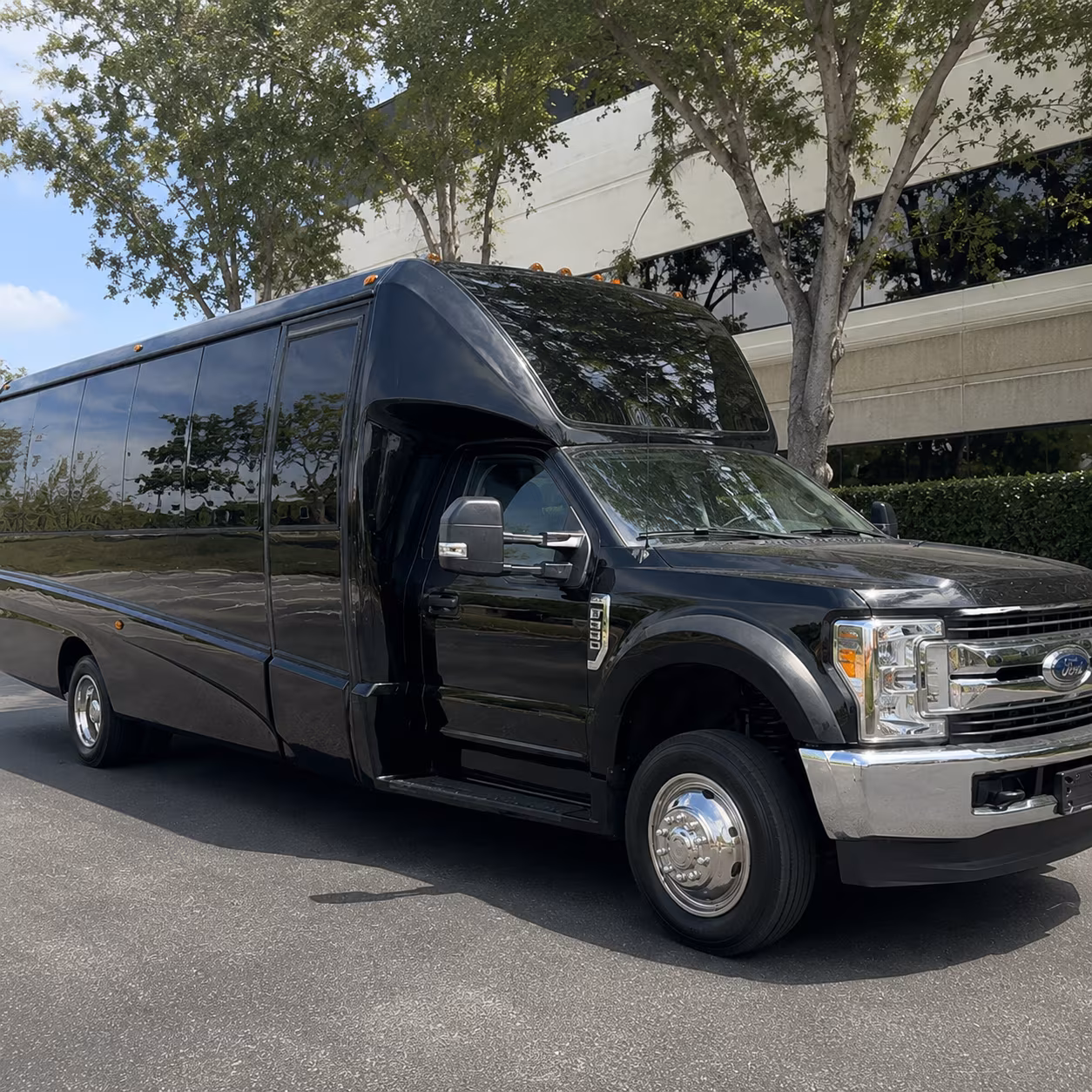 bellingham quinceanera sweet 16 party bus rental