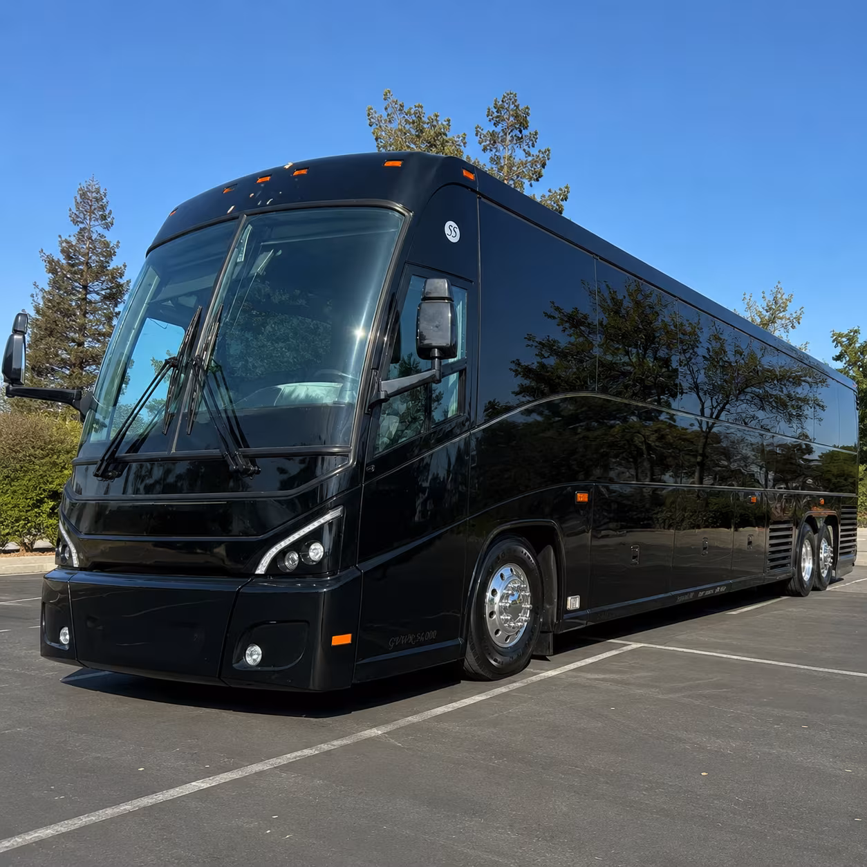 bellinghamcharterbuscompany com makes shuttling border patrol and federal personnel simple