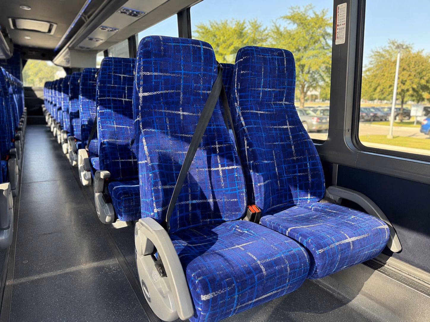 everett charter bus rental